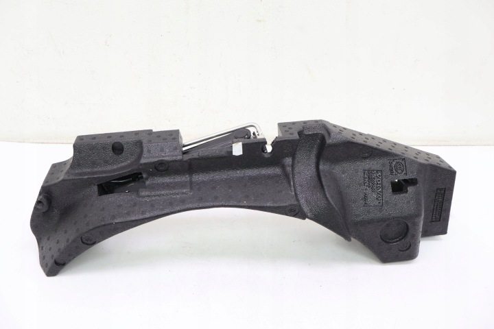 фото №6, Volvo v90 ii комплект ремонтный вкладка багажника 31680044