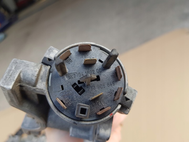 фото №13, Замок запалювання + ключ audi a4 b6 / a6 c5 / a3 8l / tt 8n 4b0905851f перевірена