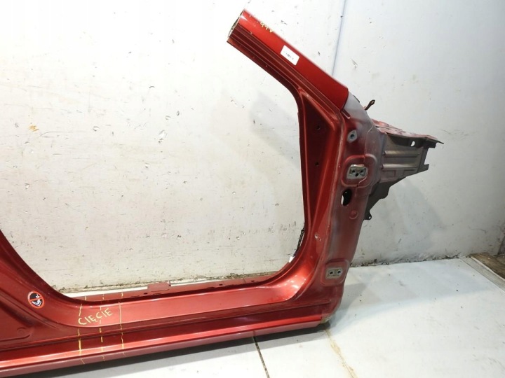 фото №9, Порог стойка правое перед 41v mazda 6 iii gj