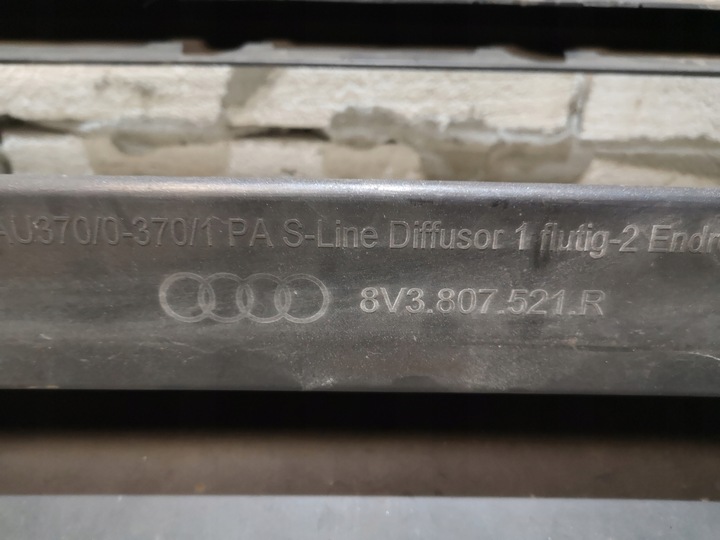 фото №8, Накладка бампера зад audi a3 s-line 8v