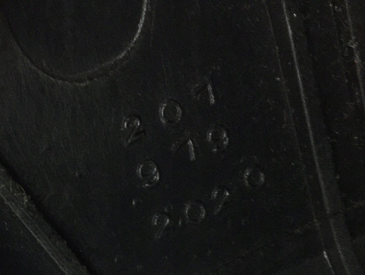 фото №6, Передня права захист панель накладка na сидіння mercedes w124 1249192020