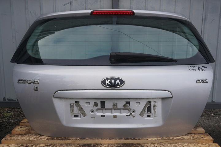 фото №1, Kia ceed i sw кришка багажника 9s скло 2010рік срібна