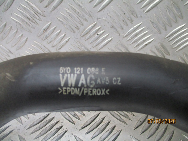 фото №8, Провода шланги воды радиатор skoda fabia i 1.2 6y0121088