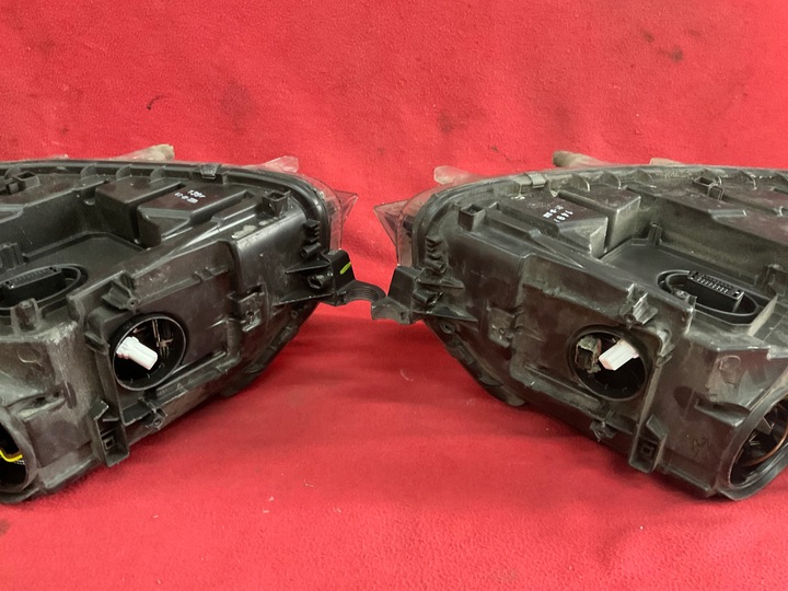 фото №12, Лампа перед правая skoda octavia iii ксенон 5e1941016b 18s оригинал