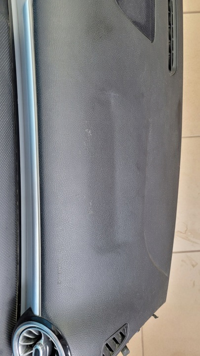 фото №9, Mercedes w177 19r торпедо раздаточная капот консоль