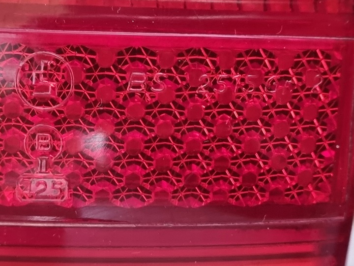 фото №12, Vw garbus лампа плафон зад 2-кольоровий eur. оригінал. bs 2515 gr 2