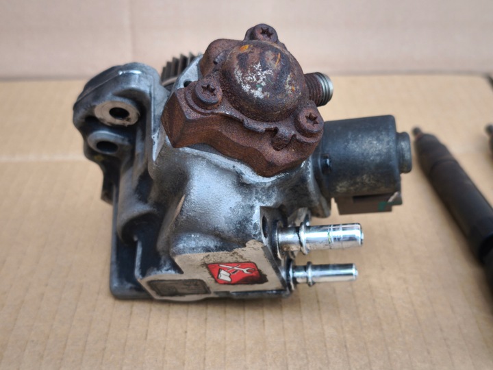 фото №7, Ford mondeo mk5 2.0 tdci інжектор насос вприскувальний форсунки комплект