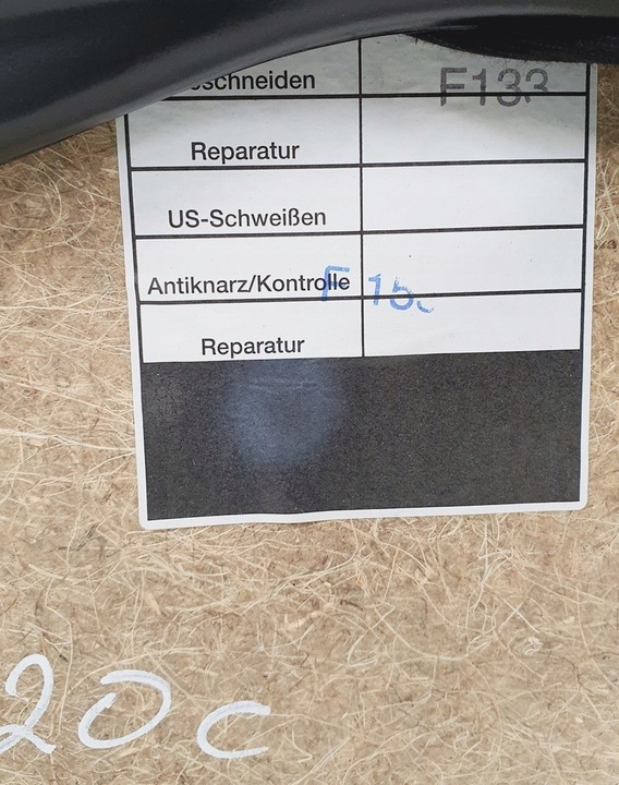 фото №10, Оббивка боковина праві перед mercedes w220 європа