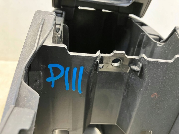 фото №6, Prius iii рестайлинг подлокотник туннеля среднего бардачок чёрный