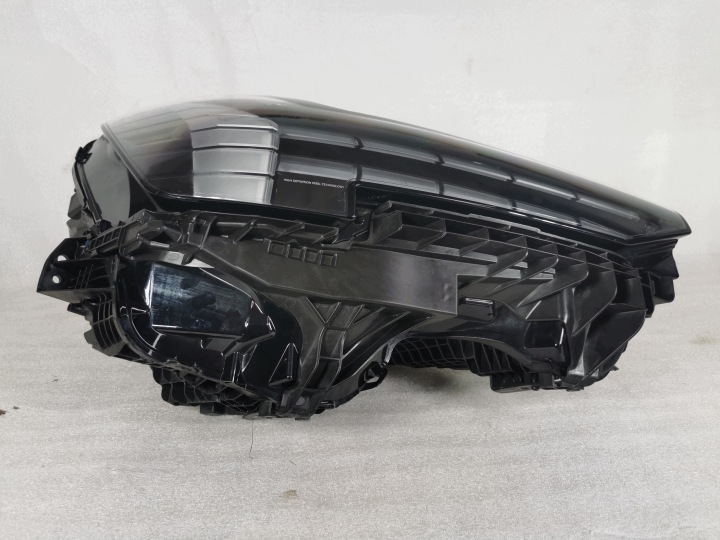 фото №11, Volvo ex90 ex 90 32450062 32450063 фара передня ліва права комплект європа