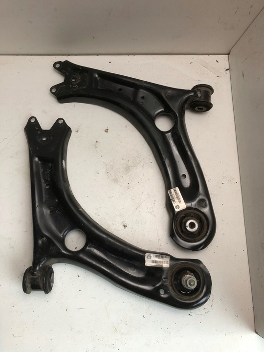 фото №1, Vw jetta 5c6 важіль лівий 5c0407151d праві 5c0407152d