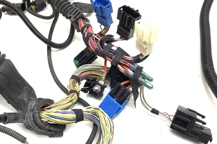 фото №16, Жгут двигателя bmw 5 f10 7575185 4.4l бензин 298kw 2012