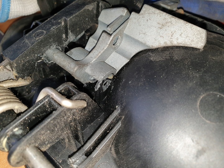 фото №3, Actros mp4 mp5 arocs antos atego ручка двері ліва лівих oem 9607230609