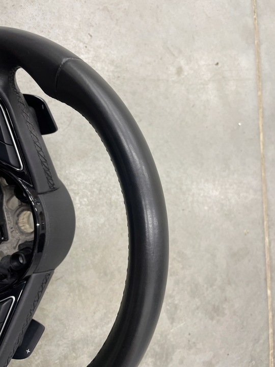 фото №15, Кермо багатофункціональна a4 b9 a5 8w шкіра зрізана пелюстки