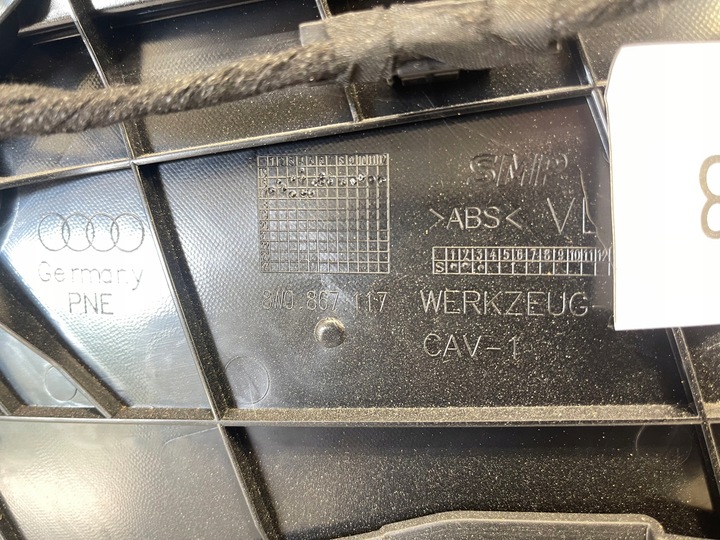 фото №10, Audi a4 b9 8w оббивка двері перед ліва боковина 8w0867117