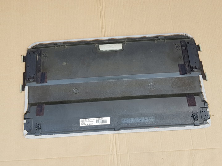 фото №12, Штора - защита люк / audi a6 c6 2004-2011 / 4f0877255b - красивая