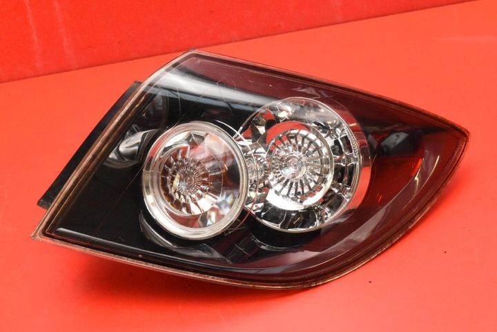 фото №1, Лампа правая зад задняя p3805 mazda 3 1 i bk 5d hb 03-06