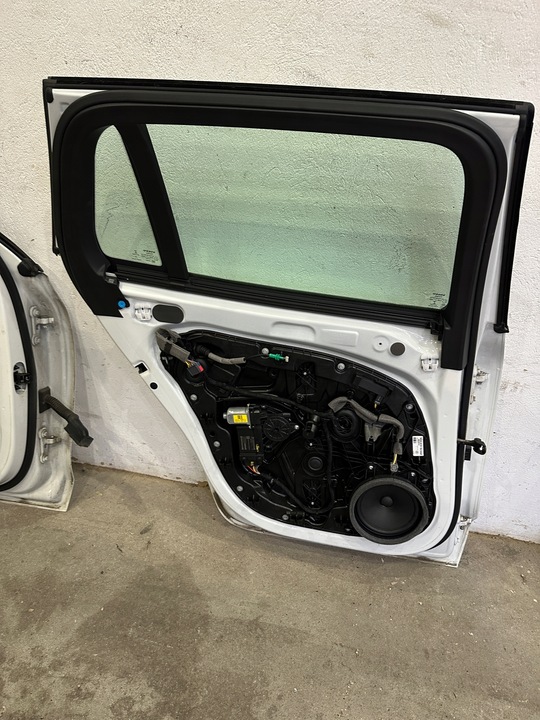 фото №8, Volvo v60 ii 2018-2025 двері ліві задні 614