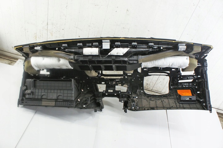 фото №6, Rd003 hyundai elantra vi ^ панель капот pulpit консоль європа