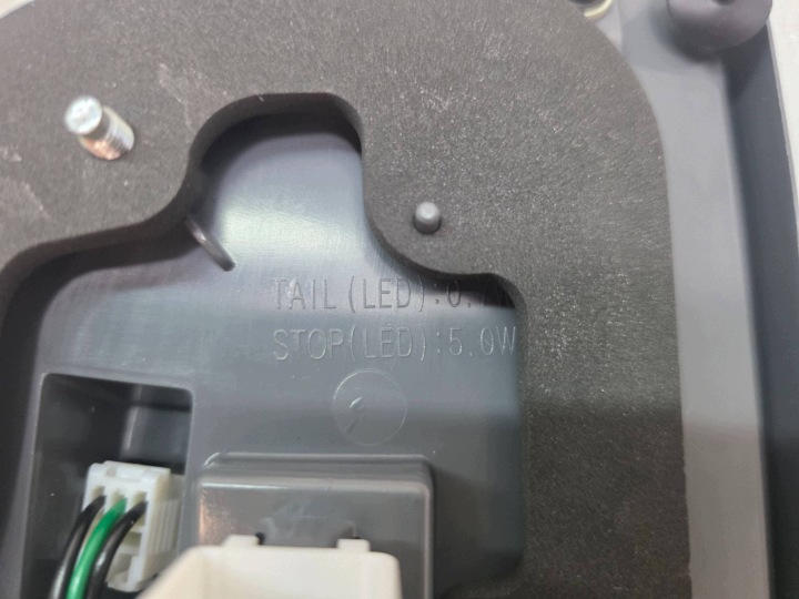 фото №7, Kia sorento ii xm фара крышки зад правая led 924062p000 | oem номер