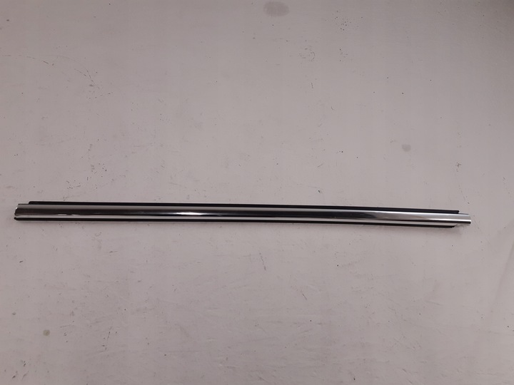 фото №1, Maserati levante планка хром 670034260