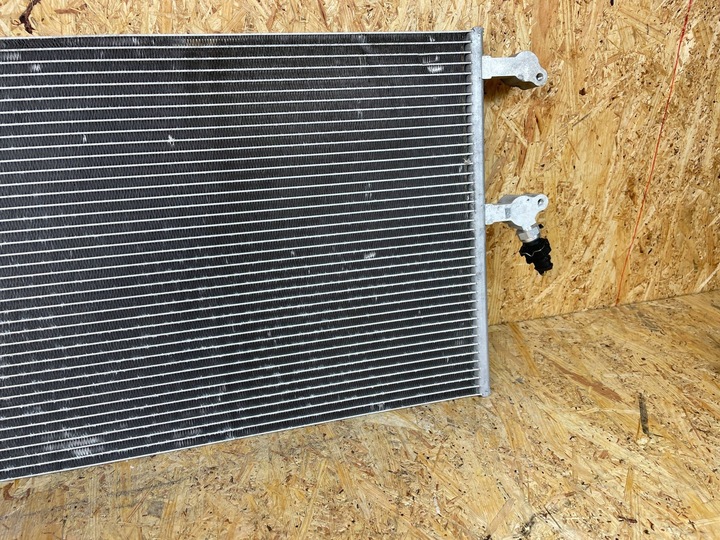 фото №10, Радіаторів конденсатор кондиціонера volvo xc90 ii 2.0 h t8 32339857 32339865