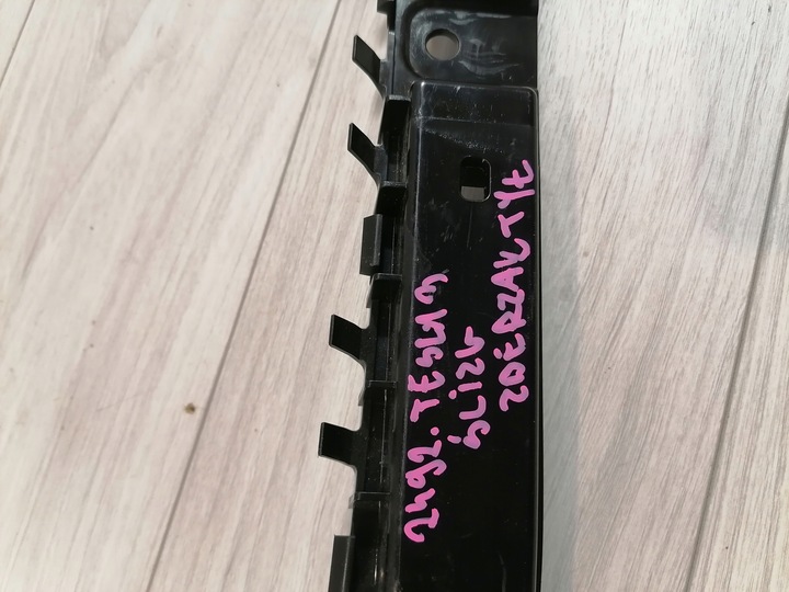 фото №10, Tesla 3 ползун бампер зад 1083994-00-g