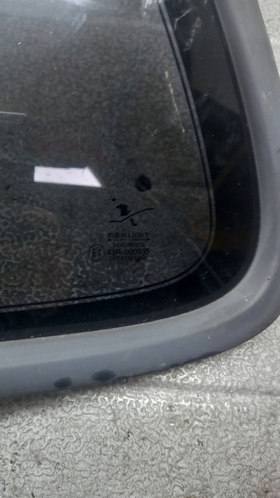 фото №2, Стекло левая зад треугольник saab 9-5 04r универсал