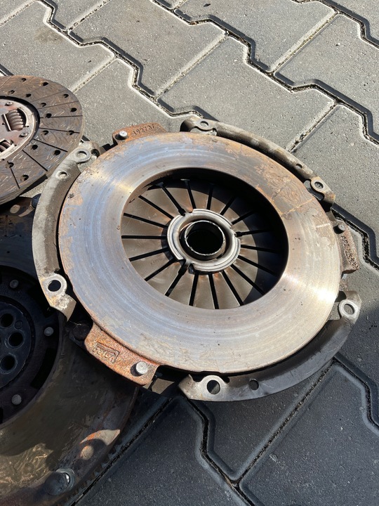 фото №5, Зчеплення колесо притиск диск iveco daily 3.0 hpi