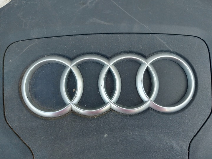 фото №10, Audi a4 b8 a5 8t рестайлінг 2.0 tdi захист кришка двигуна верхня 03l103925ab
