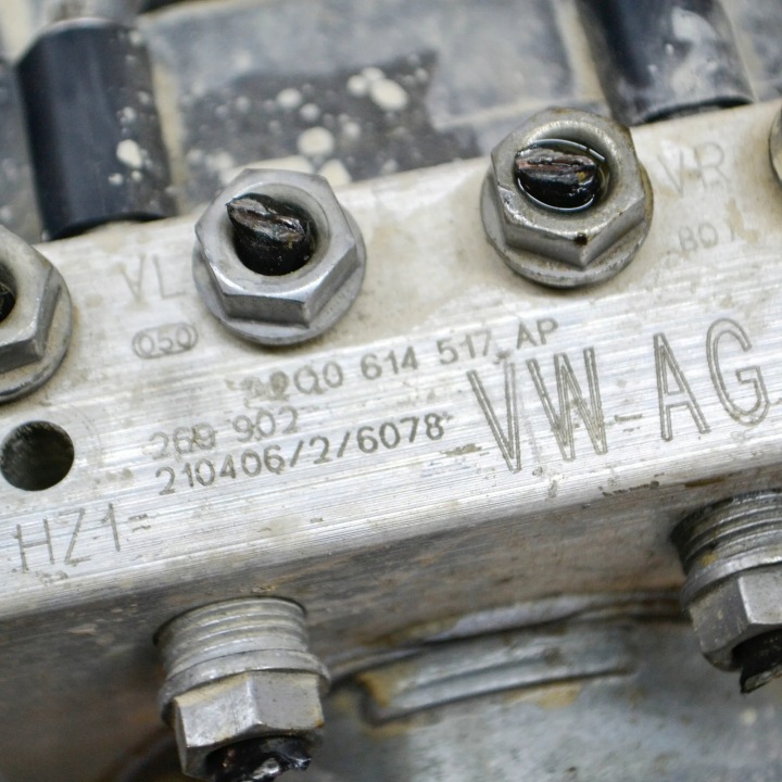фото №9, Блок управления abs skoda kamiq 2q0614517ap 14934134 1.0l 70kw 2021