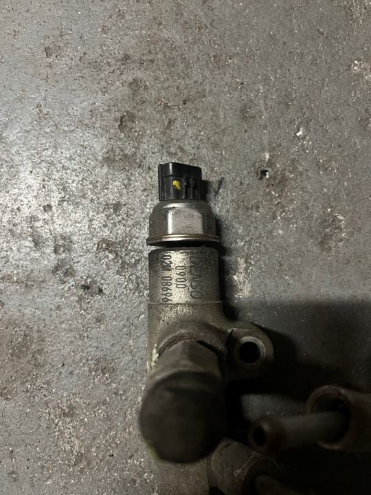 фото №5, Denso планка впрыскивающий 0900 02m08696