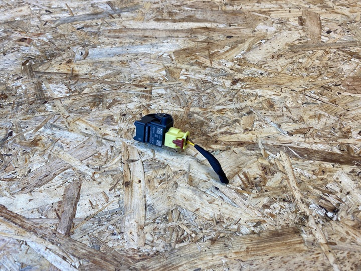 фото №8, Датчик удара штекер vw audi porsche 4n0959651d