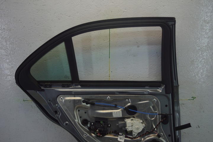 фото №14, Дверь левый зад mercedes c w204 sedan