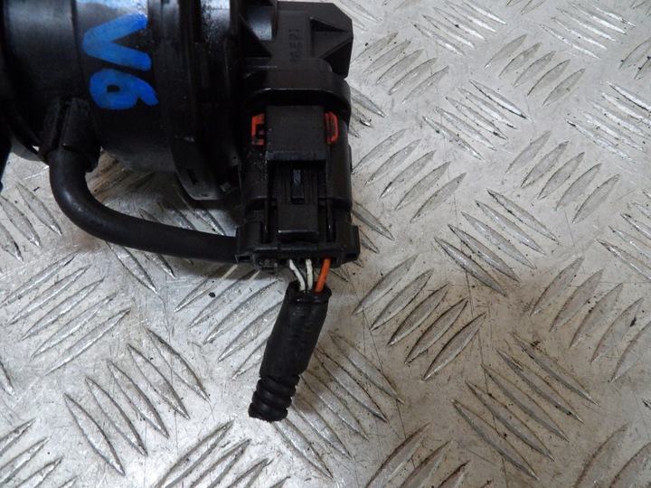 фото №8, Jeep cherokee kj 3.7 v6 насос воздуха вторичного 04891416ab