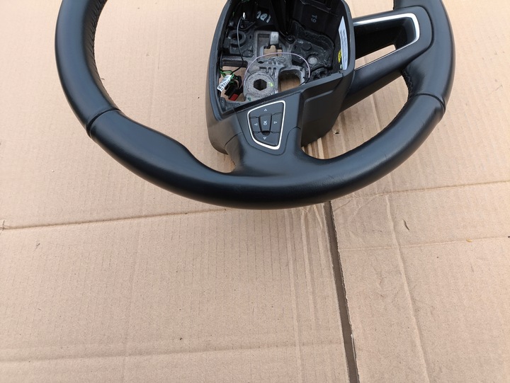 фото №12, Кермо ford focus mk3 рестайлінг c-max mk2 шкіра гарна