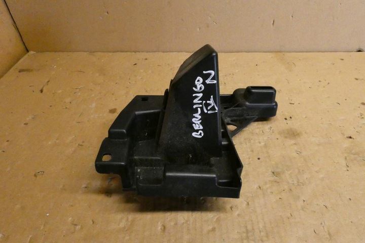 фото №7, Ползун крепление бампера правые левый зад berlingo iv 9816808080 9816808180