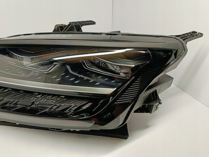 фото №3, Byd уплотнитель u 24- лампа фара левая перед передняя полный led sa3hk-4121010