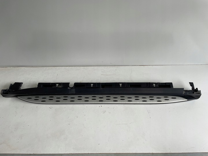 фото №1, Планка пороговая правая mercedes w292 amg подсвечиваемый