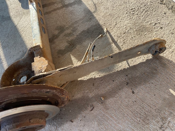 фото №11, Балка подвески зад 8200267979 opel vivaro a