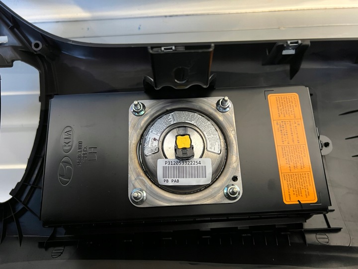 фото №10, Панель консоль подушка безопасности ремни hyundai i20 i рестайлинг