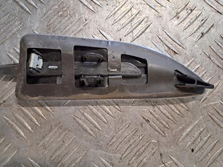 фото №8, Ford kuga mk2 рестайлинг эмблема крыльев левый перед