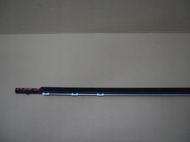 фото №7, Планка накладка двері ущільнювач скла лівий перед lexus nx