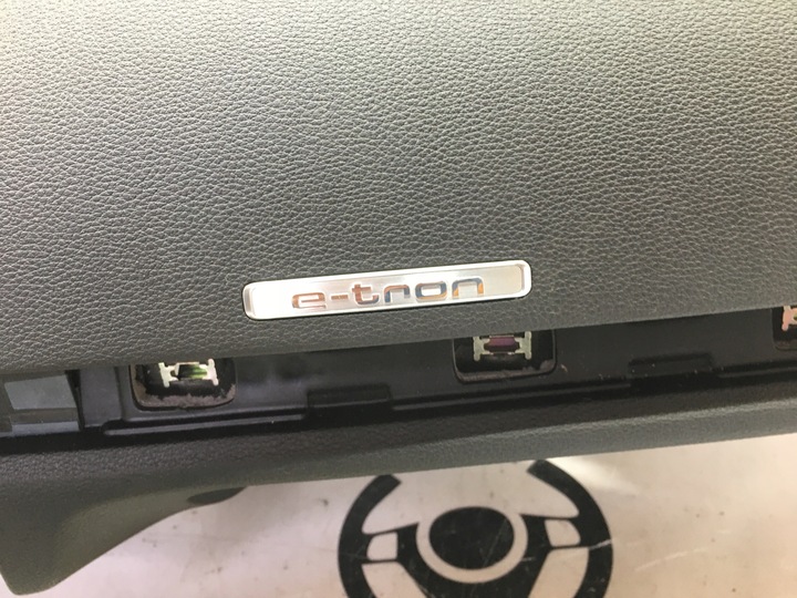 фото №6, Audi a3 8v рестайлінг digital панель консоль подушка безпеки pooduszki ремені оригінал