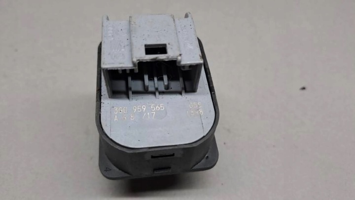 фото №7, Панель кнопка дзеркал vw passat b8 3g0959565