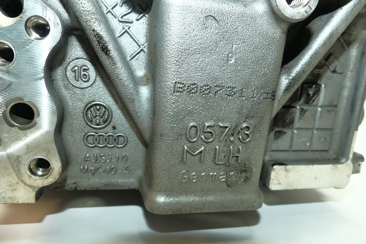 фото №9, Audi q7 4m sq7 q8 sq8 panamera s 4.0 tdi v8 dbu головка левая