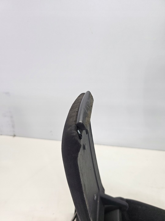 фото №9, Підлокітник перед audi a6 c5 4b0864207c матеріал