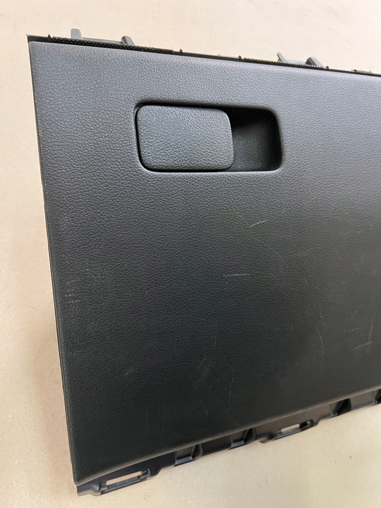 фото №11, Hyundai i30 iii 17- бардачок панелі консолі пасажира європа