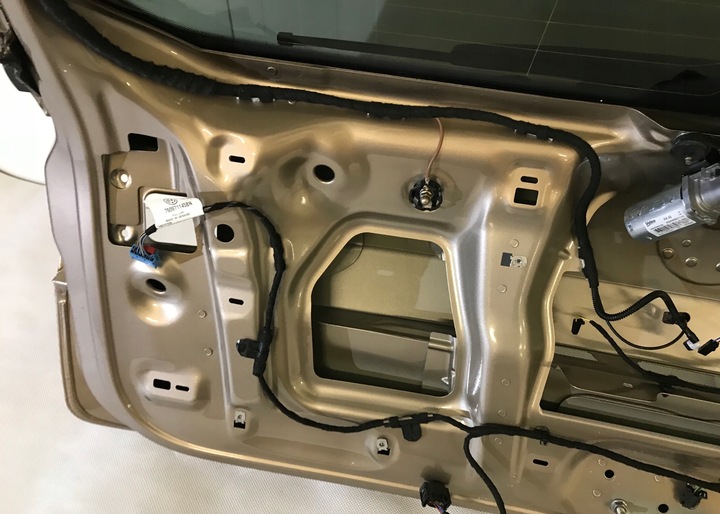 фото №13, Vw touareg iii 3 кришка задня багажника 760 lc1y