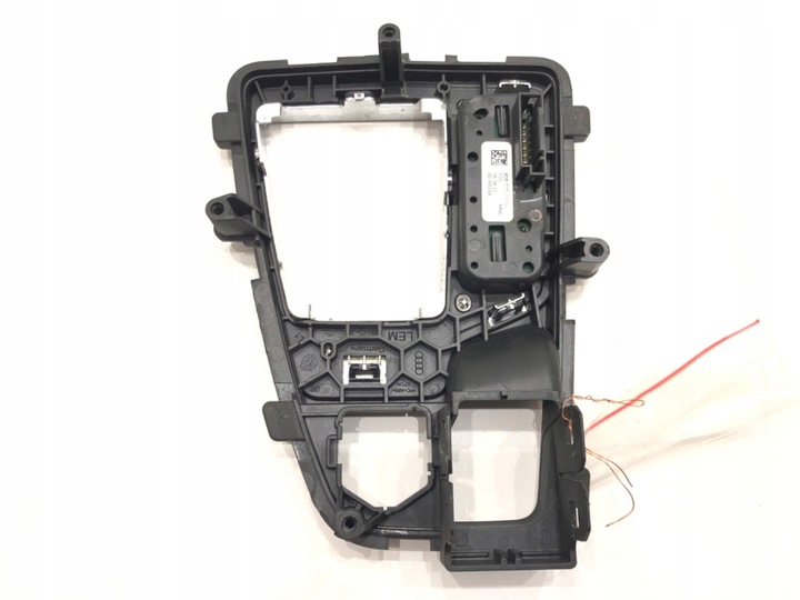 фото №3, Рамка изменения коробки передач 80b713111c audi q5 16-22